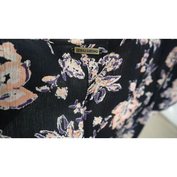 Billabong J201EFES Women's Sz S Black Floral Short Sleeve Button Front Romper - Picture 11 of 13